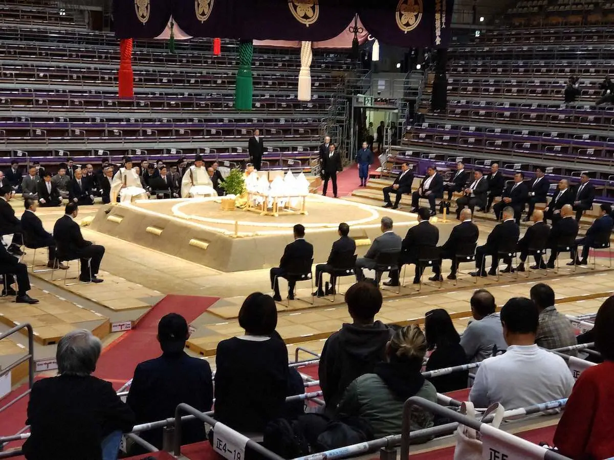 【画像・写真】九州場所土俵祭で15日間の安全祈願  浅香山担当部長「新大関・大の里や尊富士楽しみ」