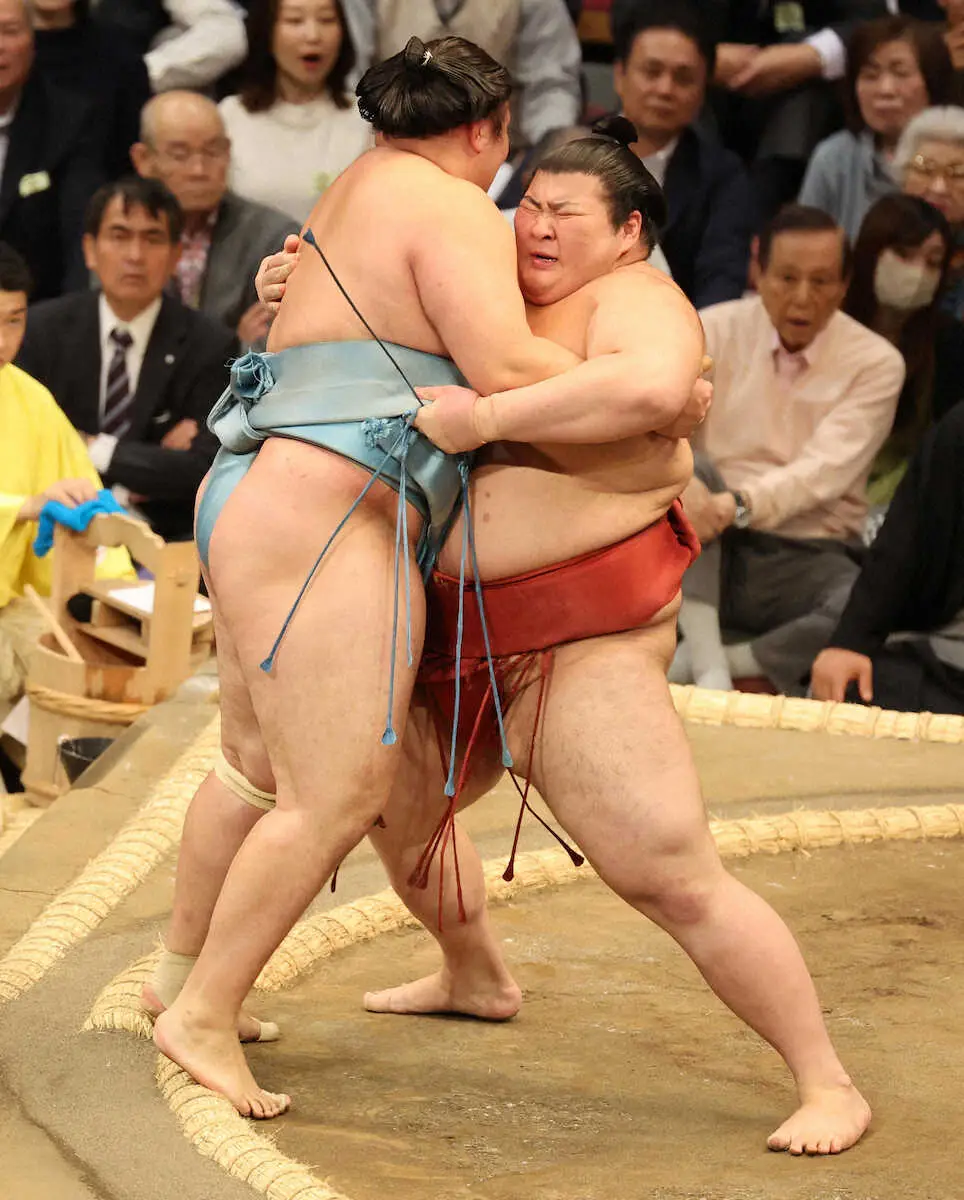【画像・写真】新三役狙う熱海富士連勝　左目のものもらいもなんの「相撲には影響ない」