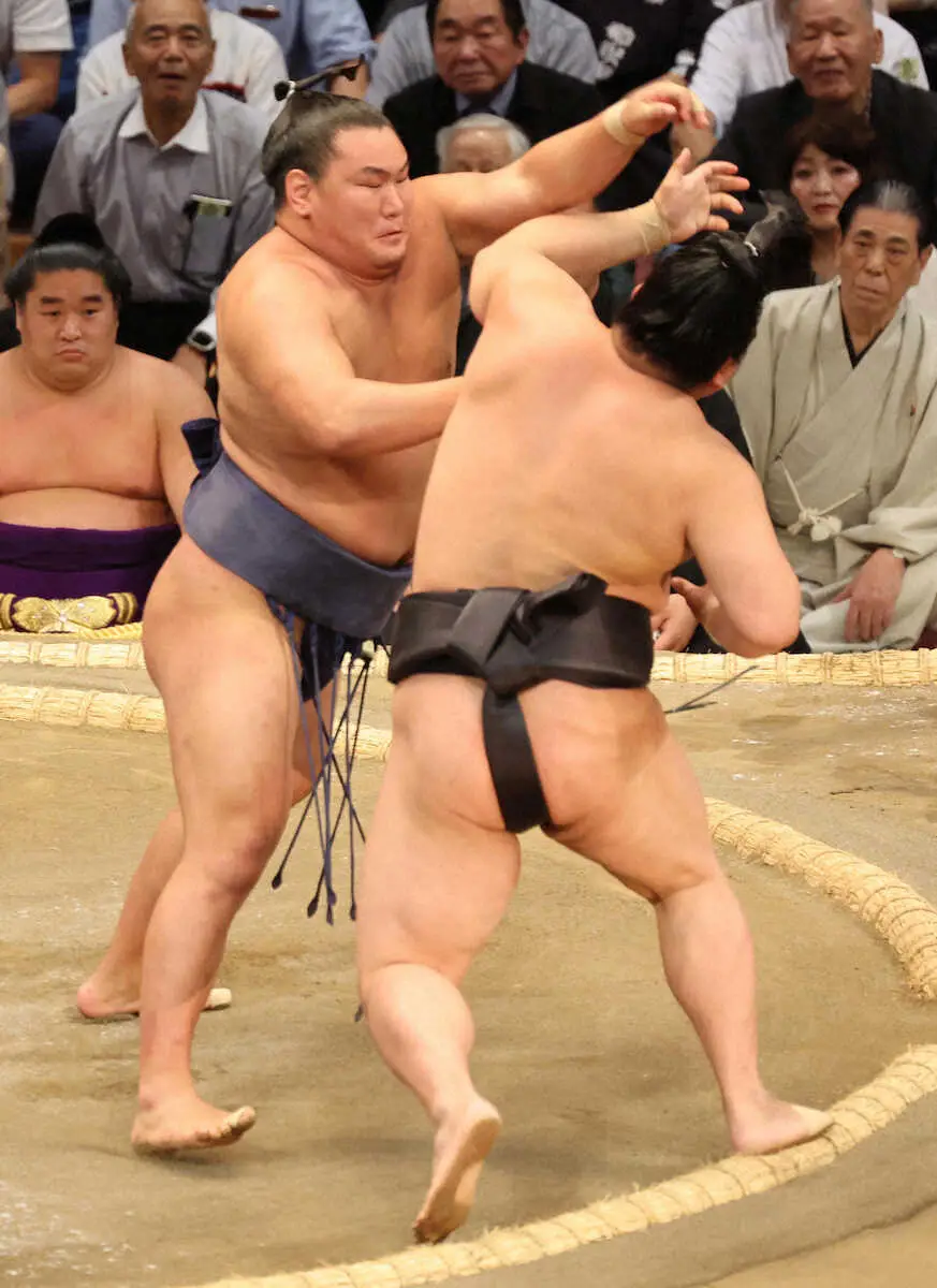 【画像・写真】大関・豊昇龍が連勝スタート　引退した東龍の「稽古は嘘はつかない」の言葉が好き