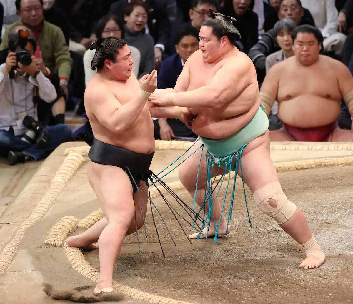 【画像・写真】豊昇龍＆琴桜＆隆の勝10勝目！　新大関・大の里が4敗目　2敗勢消え優勝争いは三つどもえに