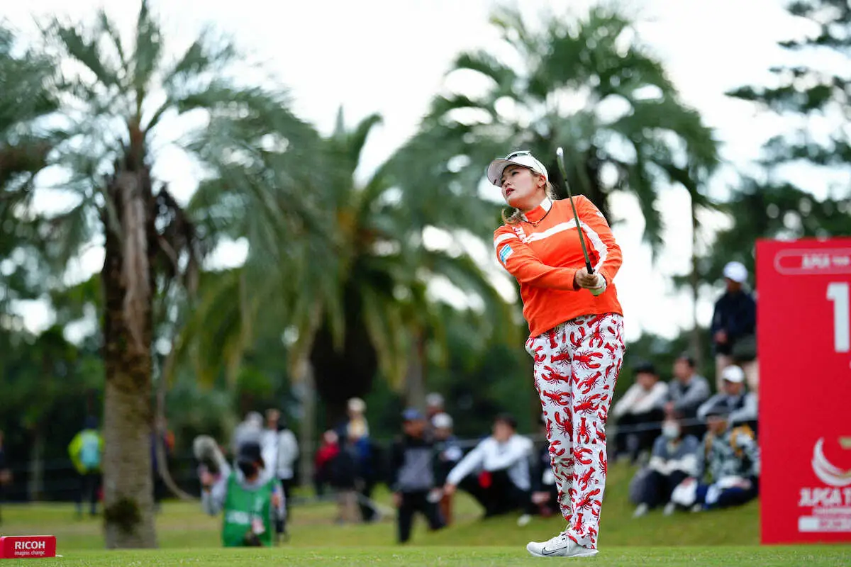 【画像・写真】桑木志帆　69でメジャー初制覇に王手「心の余裕は少しはある」