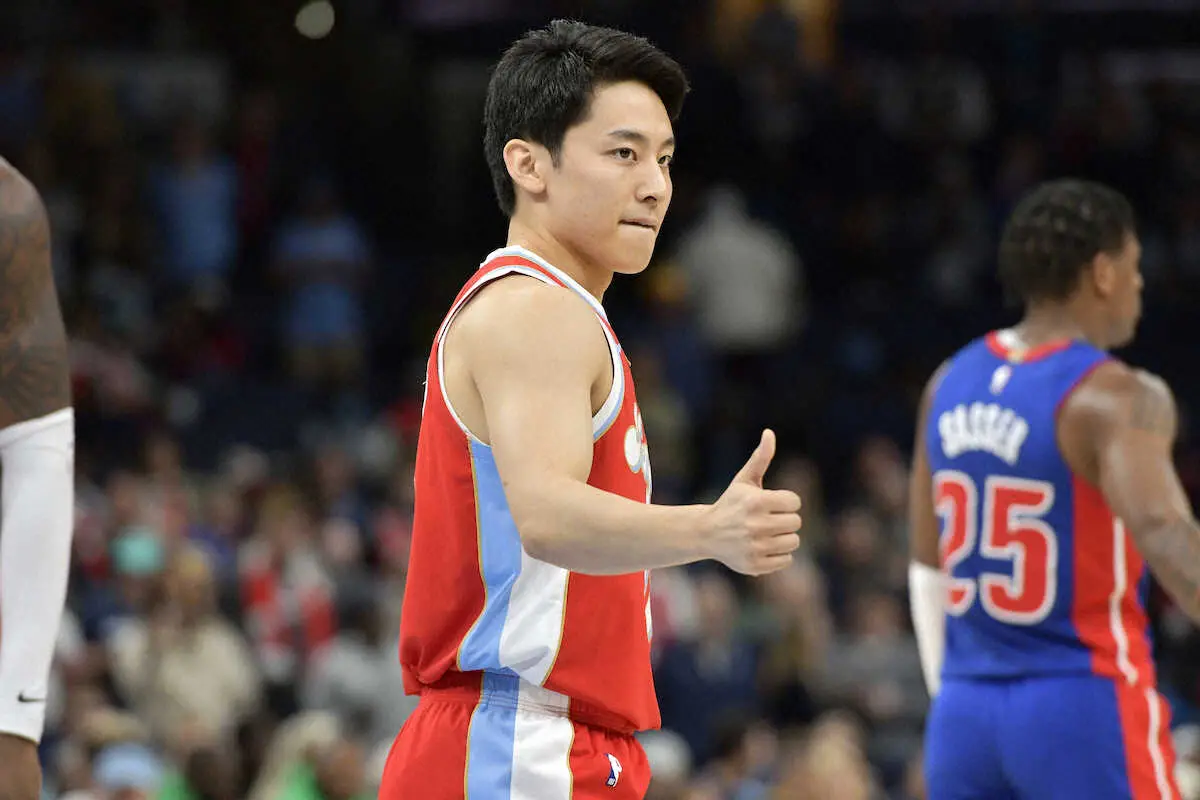 【画像・写真】グリズリーズ河村勇輝　途中出場でシュート決めて2得点！ファン2戦連続で“ユウキを出せ！”の大合唱