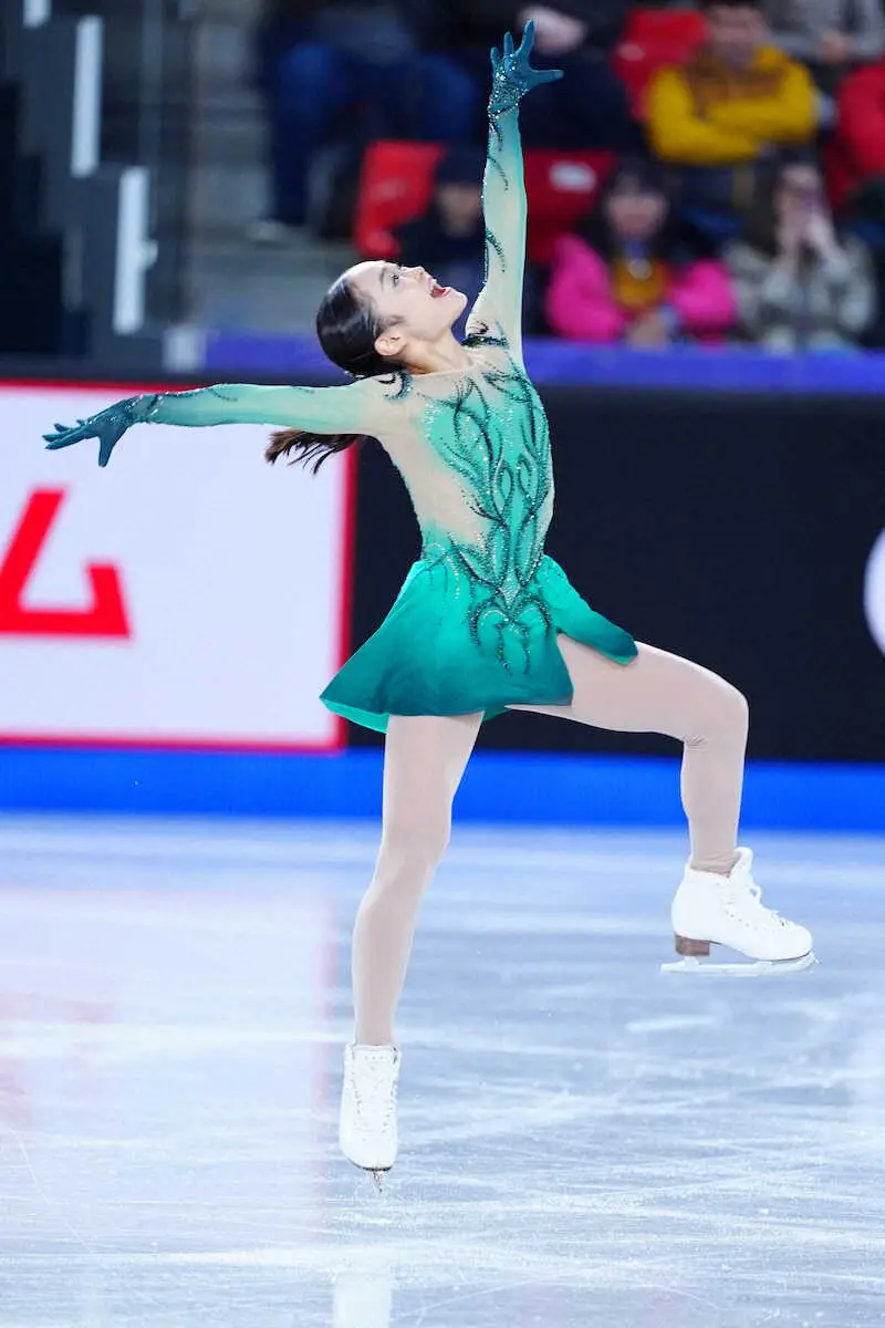 【画像・写真】島田麻央、73・72点で史上初のV3へ首位発進　2位和田薫子、3位中井亜美　ジュニア女子SP