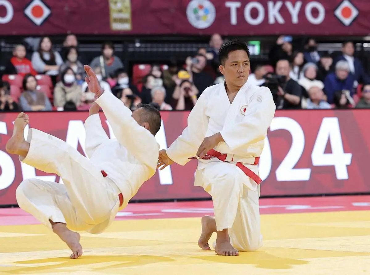 【画像・写真】野村忠宏氏が古式の形を披露「緊張しました」　将来的に形世界選手権挑戦も