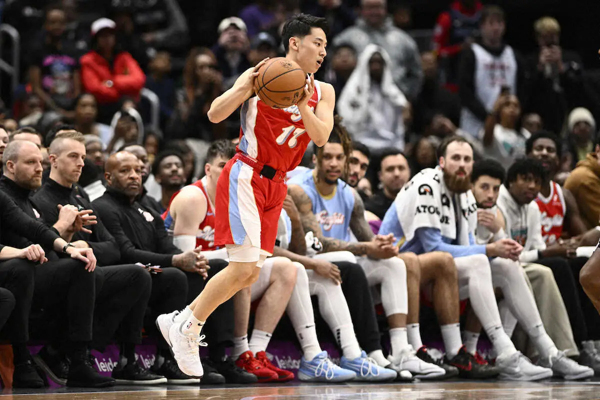 【画像・写真】河村勇輝　敵地でも“ユウキ出せ！”の大合唱！ステップバック3P含む4得点に大熱狂　グリズリーズ3連勝