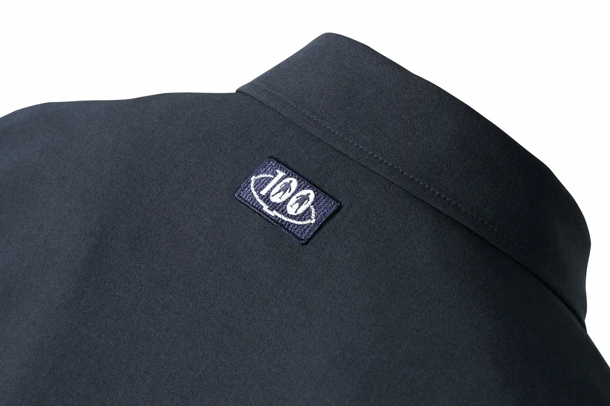 【画像・写真】体の大きな親方衆に特注サイズも用意！　ユニクロが日本相撲協会にオフィシャルジャケット提供