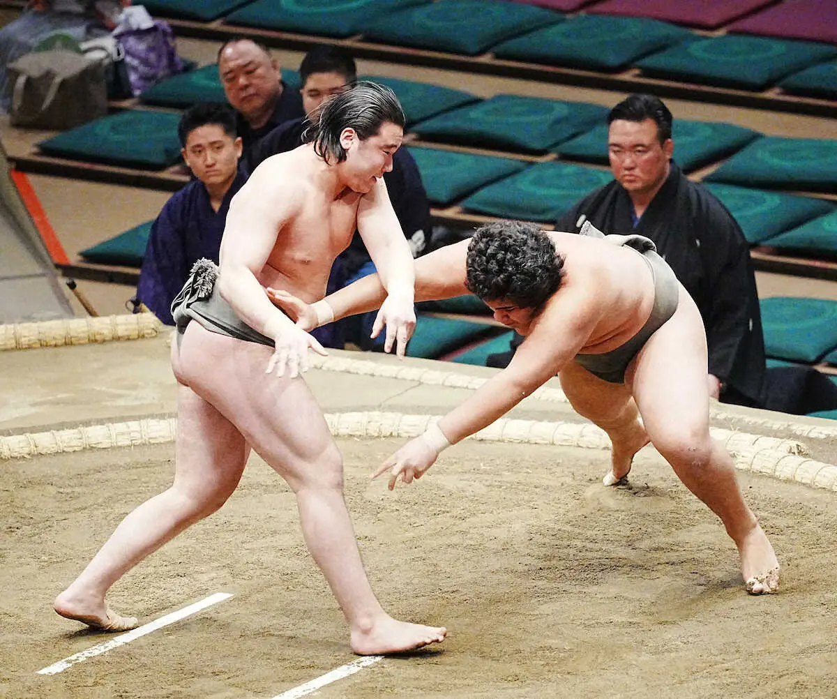 【画像・写真】光武蔵（右）を破る天狼星（撮影・郡司　修）