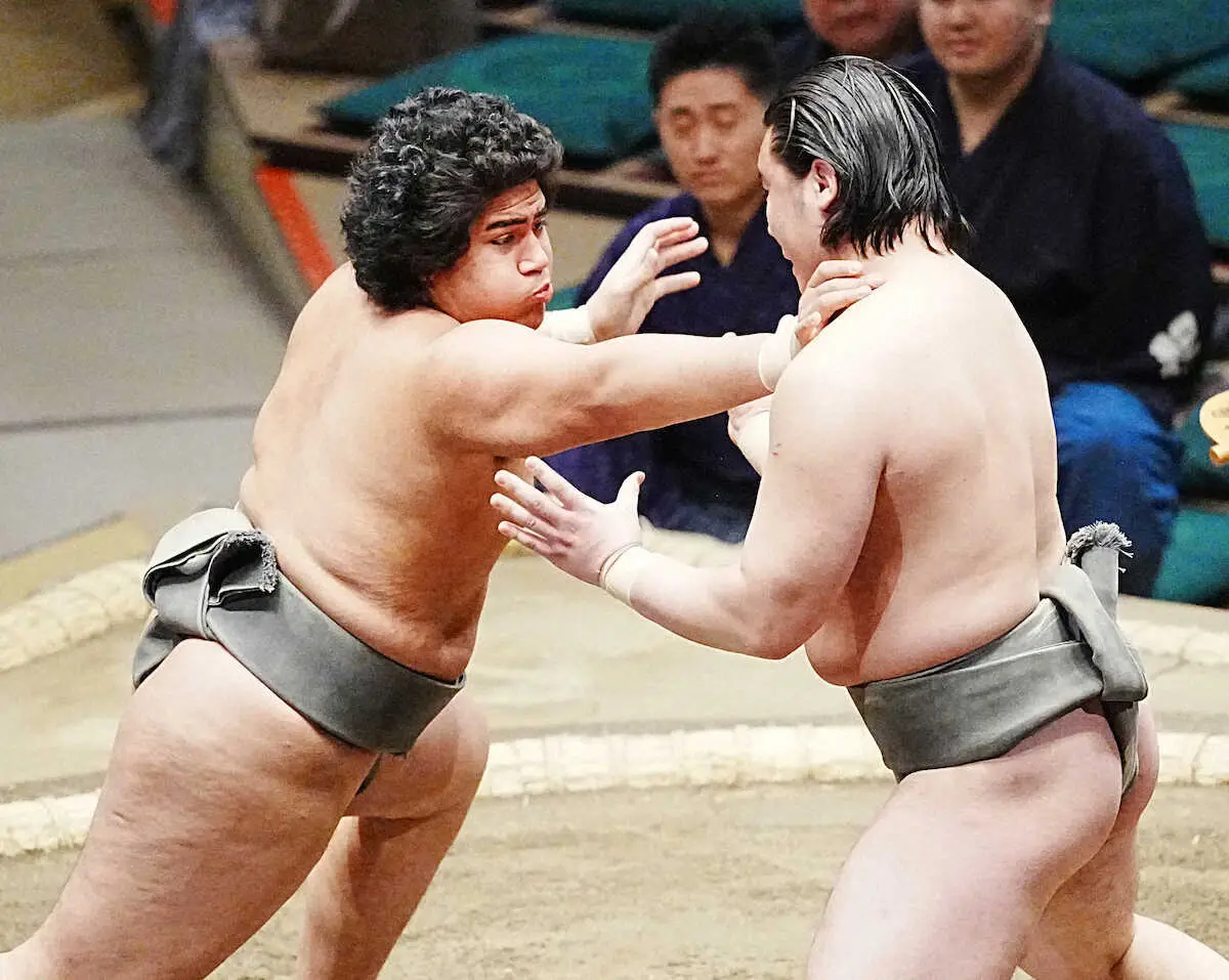 【画像・写真】朝青龍のおい天狼星 武蔵丸のおい光武蔵に勝った！前相撲で元横綱“代理対決”