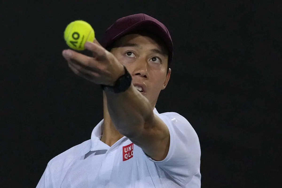 【画像・写真】【全豪OP】錦織圭3回戦進出ならず　世界11位に逆転負け　雨で開始約7時間遅れ…試合終了ほぼ深夜0時