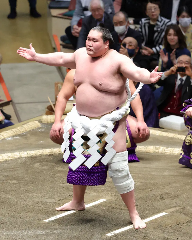 【画像・写真】横綱・照ノ富士が現役引退の意向　序二段陥落から不屈の闘志で最高位へ　膝痛め初場所5日目から休場　