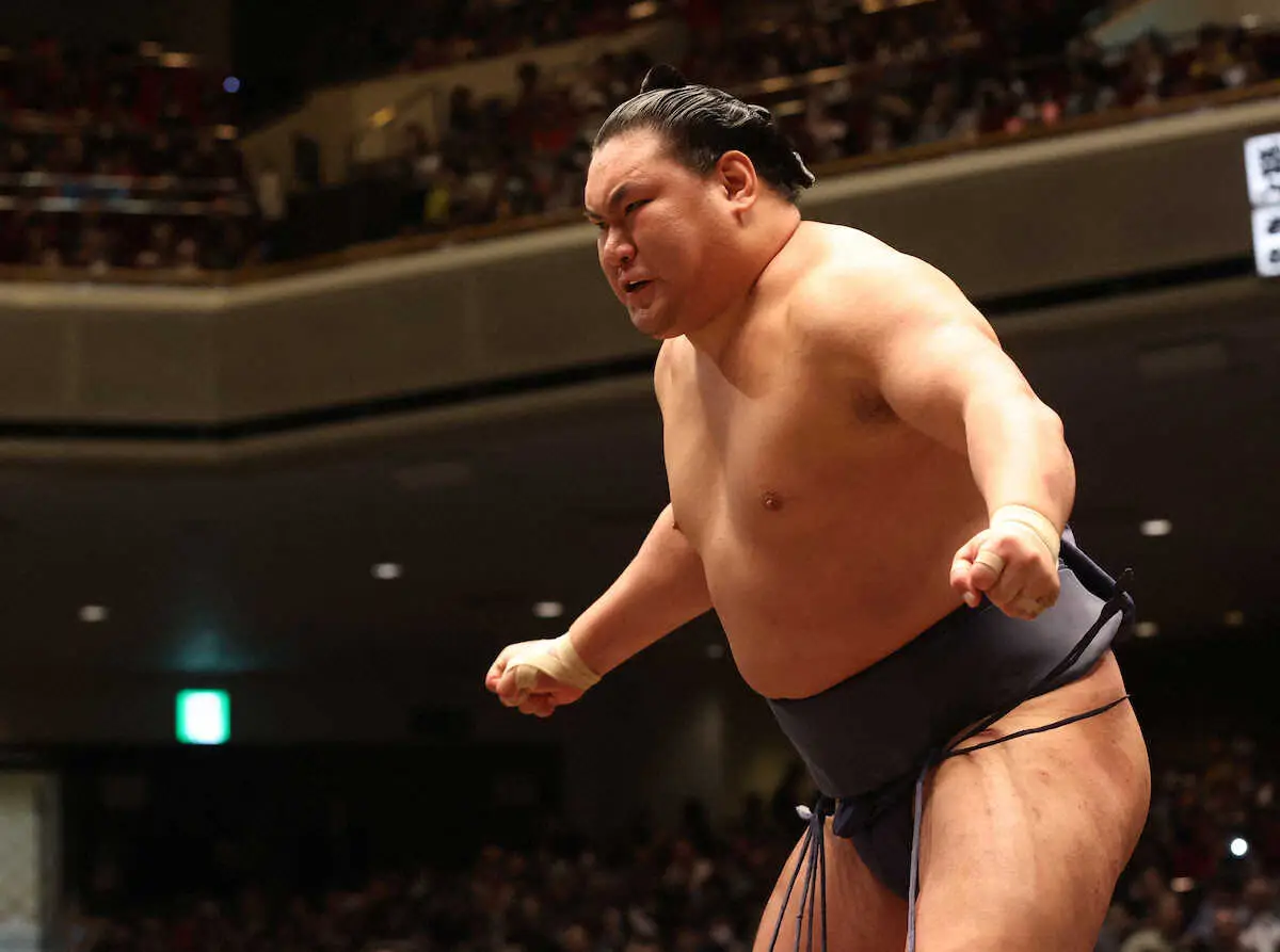 【画像・写真】＜大相撲初場所13日目＞取組前に気合が入る豊昇龍（撮影・西海健太郎）
