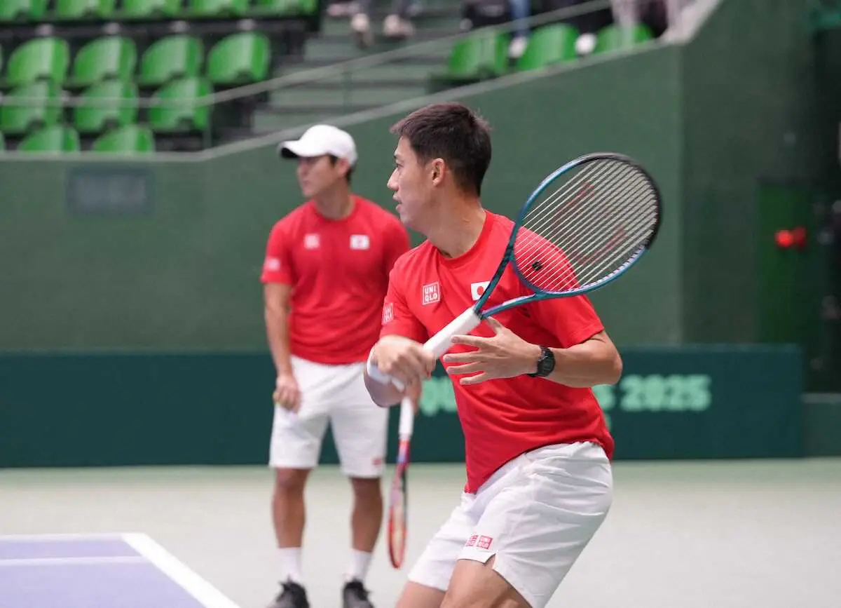 【画像・写真】【テニス】日本最年長35歳の錦織圭「おじさんは頑張っている」デビス杯2回戦進出貢献に安ど