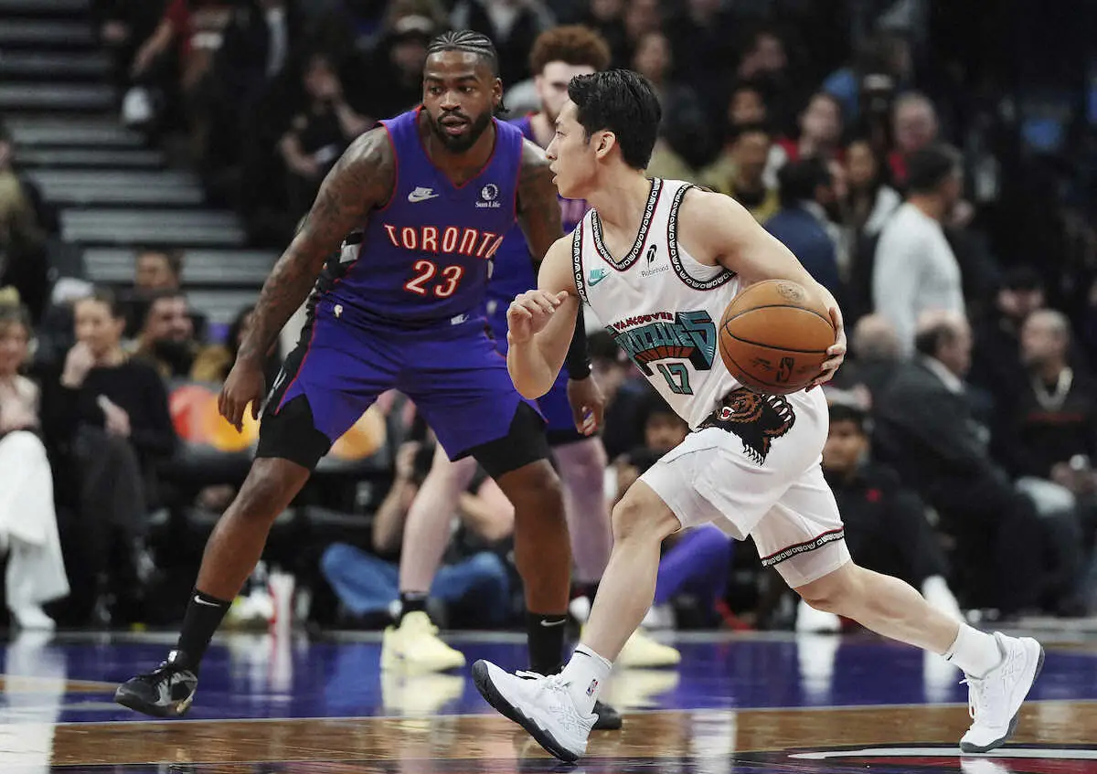 【画像・写真】河村勇輝　2戦連続アシスト決めた！最終Q途中出場で敵地ながら大歓声　グリズリーズ大勝で4連勝