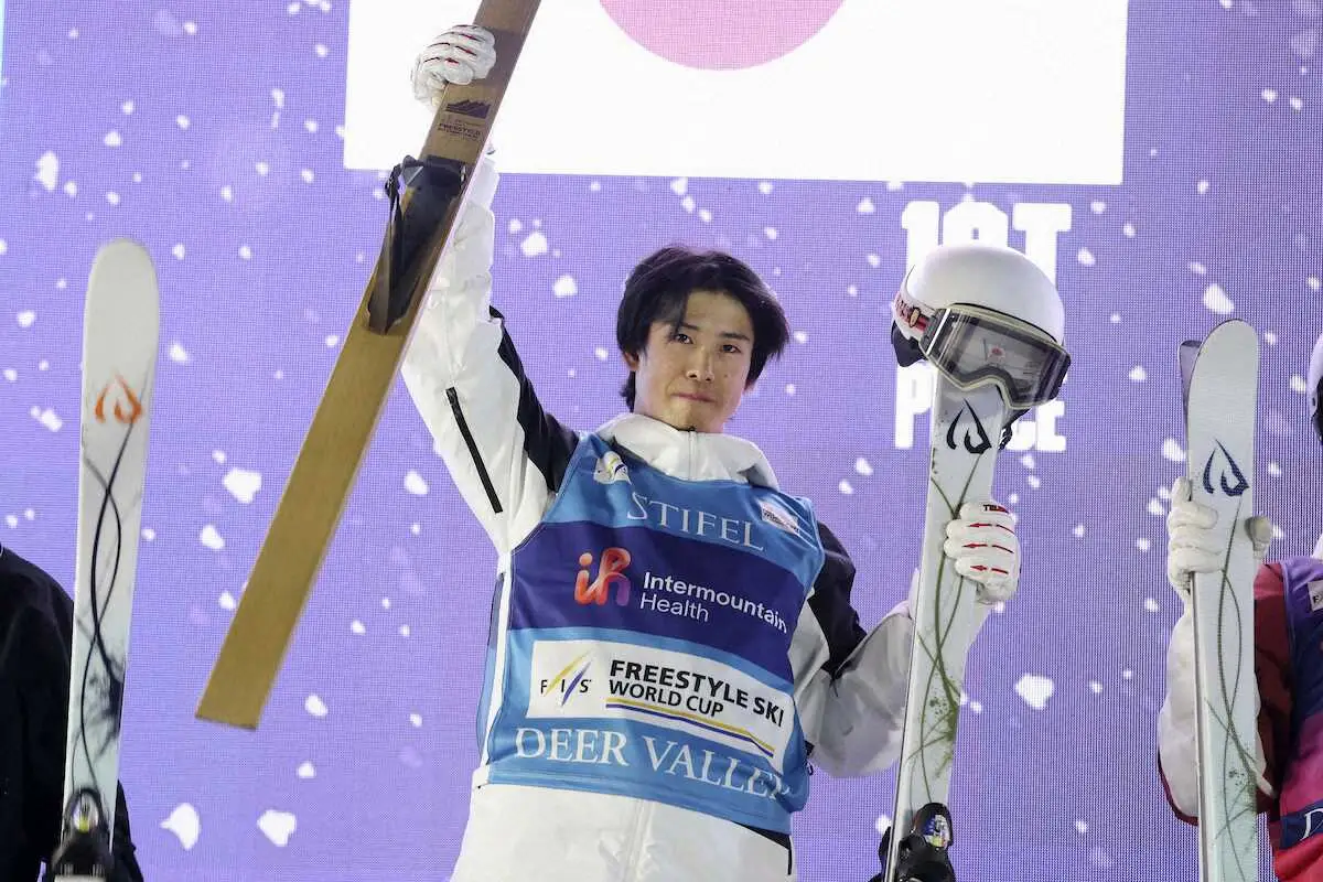 【画像・写真】堀島行真　モーグルW杯で今季初勝利　女子は冨高日向子が日本勢最高の5位