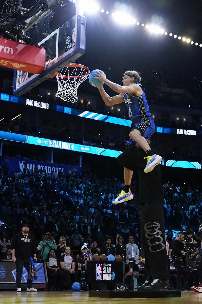 【画像・写真】【NBA】マクラング　史上初ダンクコンテスト3連覇達成！4本全て満点のド派手なダンクで会場大熱狂