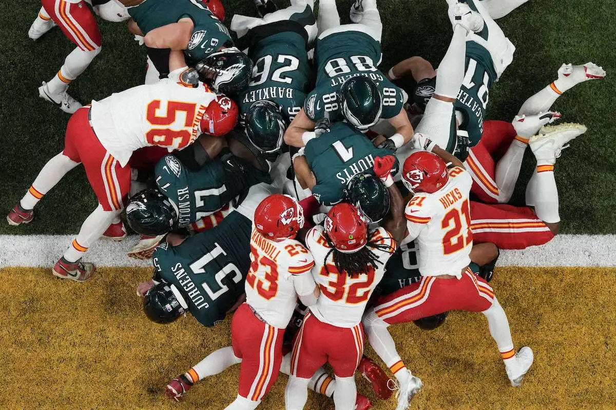 【画像・写真】【NFL】イーグルスの“必殺プレー”を禁止してほしい…あるチームが提案　止めるのは不可能