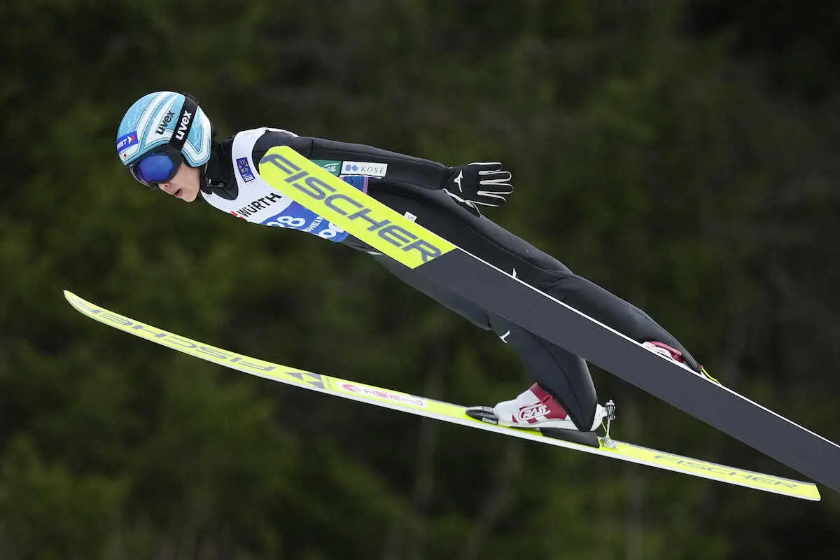 【画像・写真】【ジャンプ】高梨沙羅は14位でメダル獲得ならず　日本勢は伊藤有希の9位が最高　女子個人ノーマルヒル