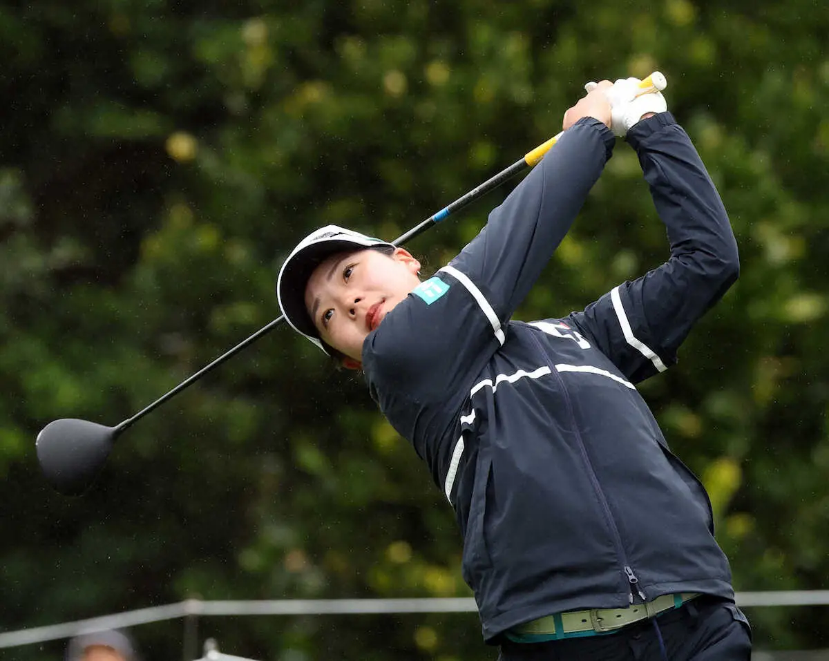 【画像・写真】プロ2年目菅楓華が単独トップ　ルーキー吉田鈴が1打差2位　女子ゴルフ開幕戦