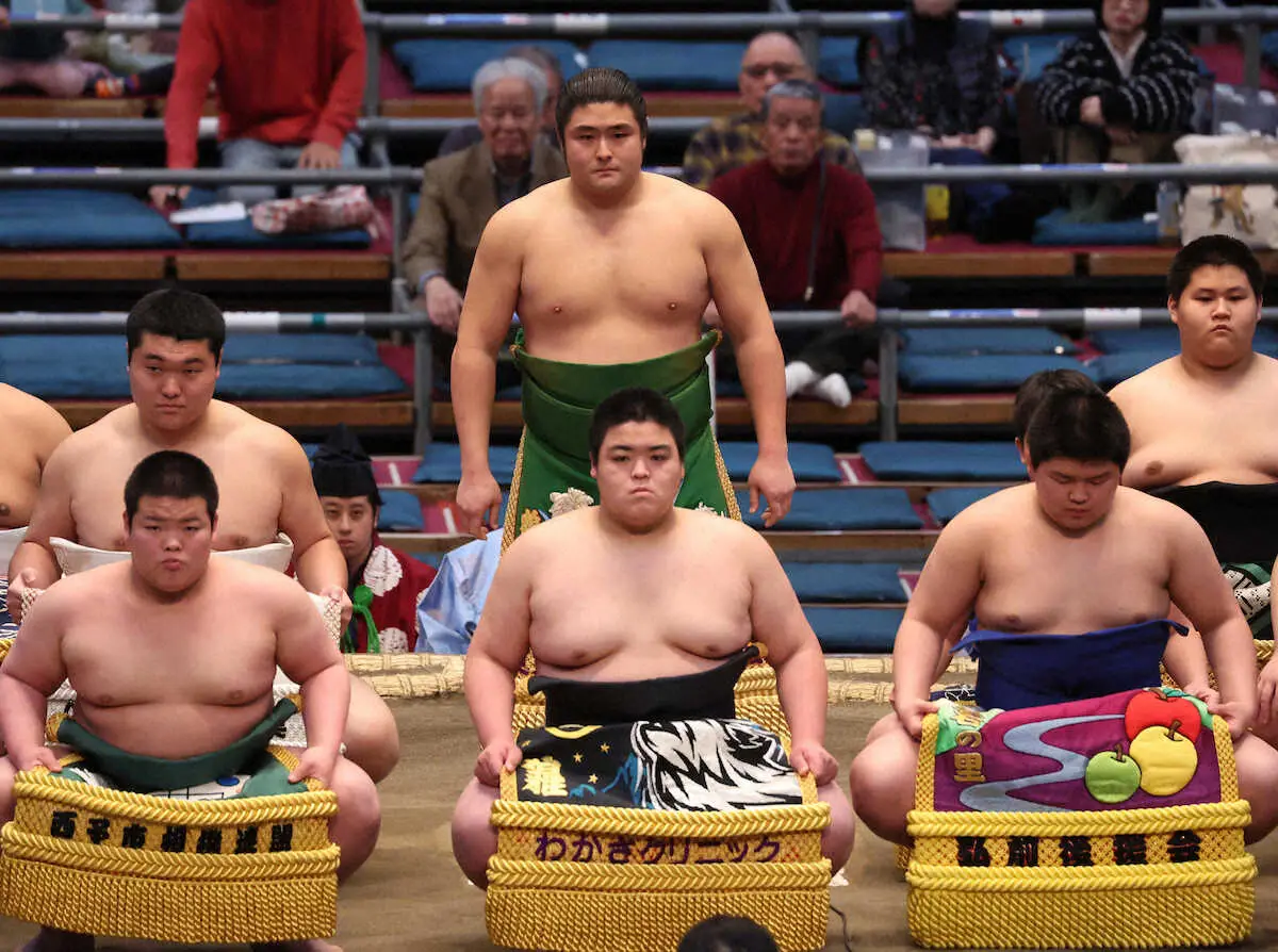 【画像・写真】元安芸ノ州の長男、横綱・常ノ花の玄孫ら12人が1番出世披露　日本相撲協会が発表