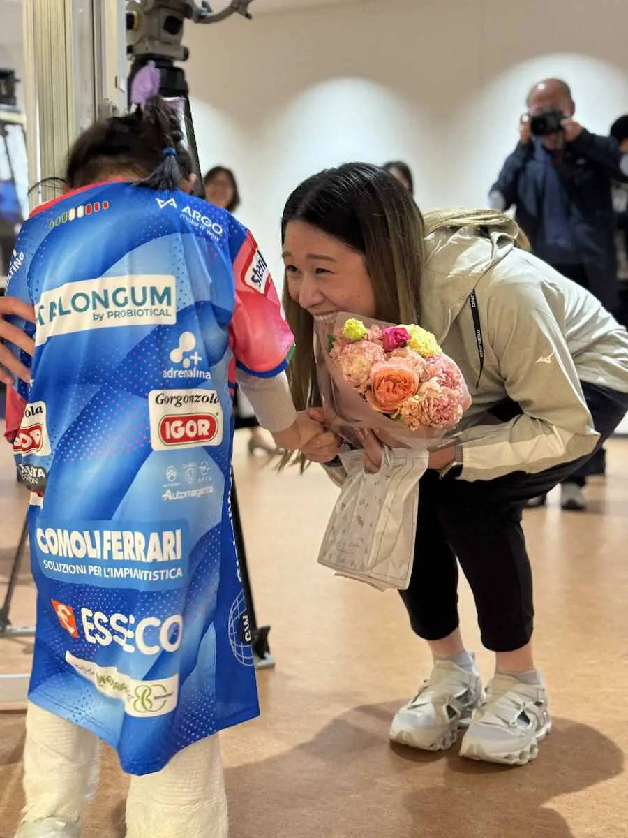 【画像・写真】【バレー】石川真佑がイタリアリーグ2季目を終え帰国「いい経験ができた」