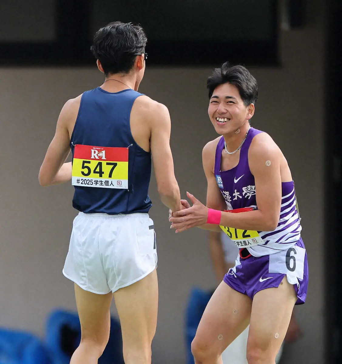 【画像・写真】【陸上】男子800メートル日本記録保持者・落合晃が決勝進出　大八木総監督の指示にも応える