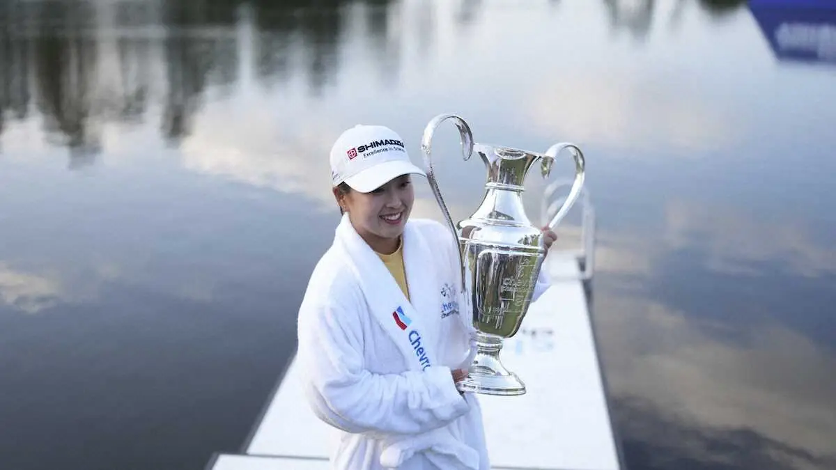 【画像・写真】ジャンボ門下生の西郷真央がメジャー初制覇　日本ツアー初優勝の同門・佐久間朱莉に続いた