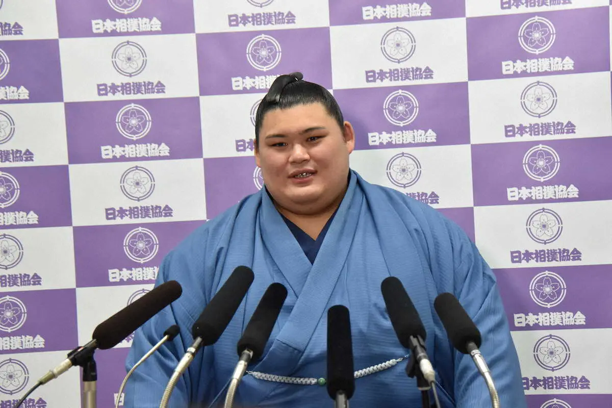 【画像・写真】会見する大の里