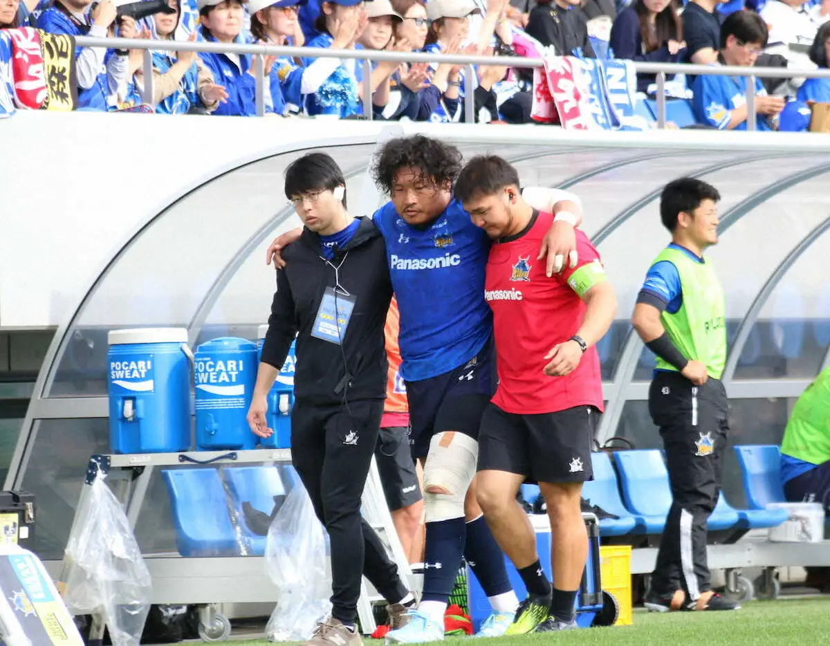 【画像・写真】【リーグワン】今季最多得点で快勝の埼玉　POへ弾みもPR稲垣の負傷交代に指揮官「心配」