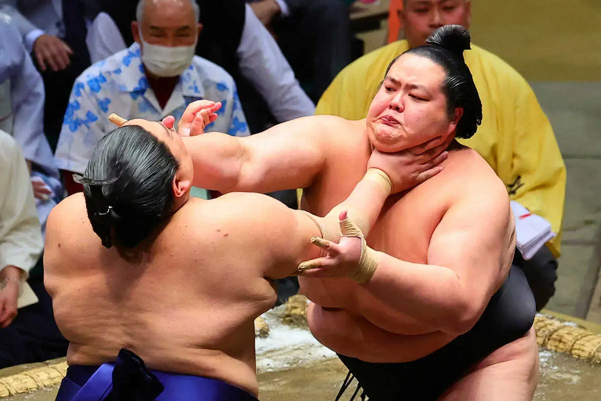 【画像・写真】豊昇龍が2勝目！　綱獲り大の里は“難敵”高安を撃破　琴桜は阿炎を破って初白星