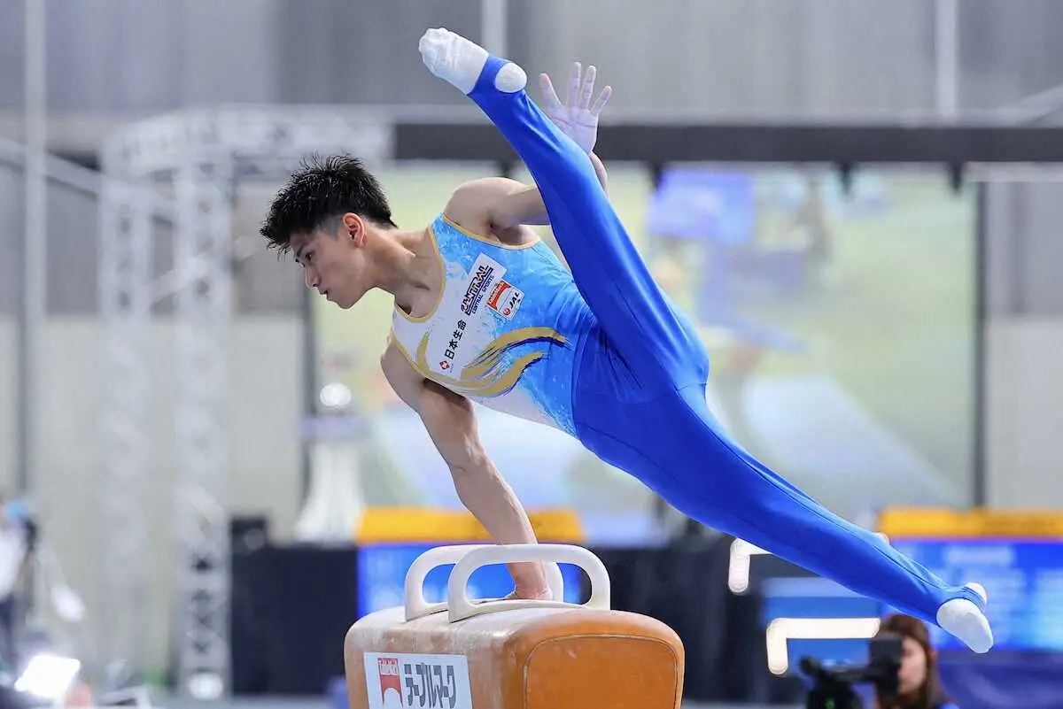 【画像・写真】＜体操NHK杯・男子1日目＞体調不良の中、あん馬の演技をする橋本（撮影・藤山　由理）