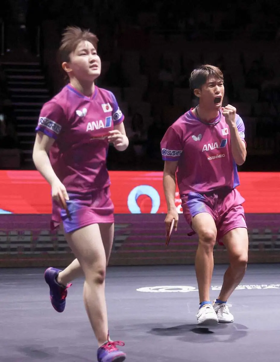 【画像・写真】【卓球】31歳ベテランの目に涙…吉村真晴・大藤沙月組　メダル確定！　世界1位ペアを逆転撃破