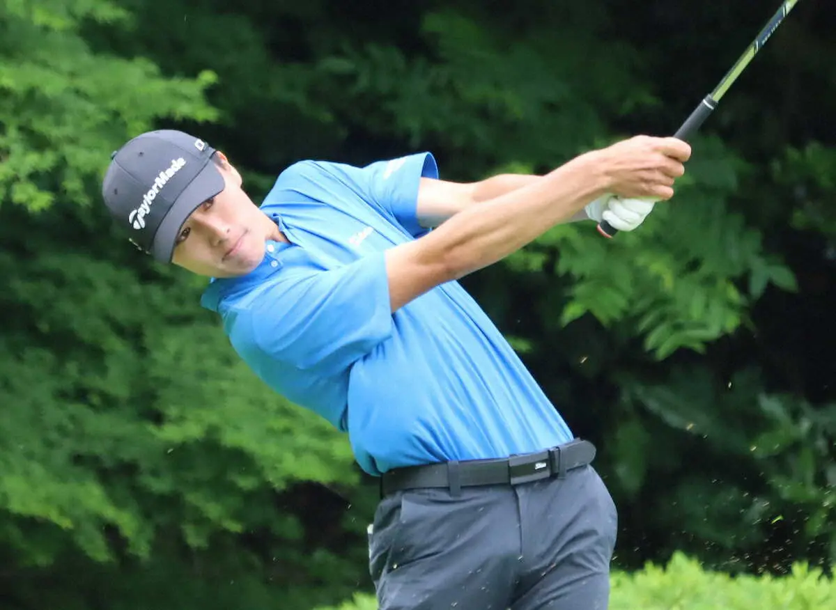 【画像・写真】沖学園高3年の三明蓮が単独首位　通算6アンダー　九州アマゴルフ第3日