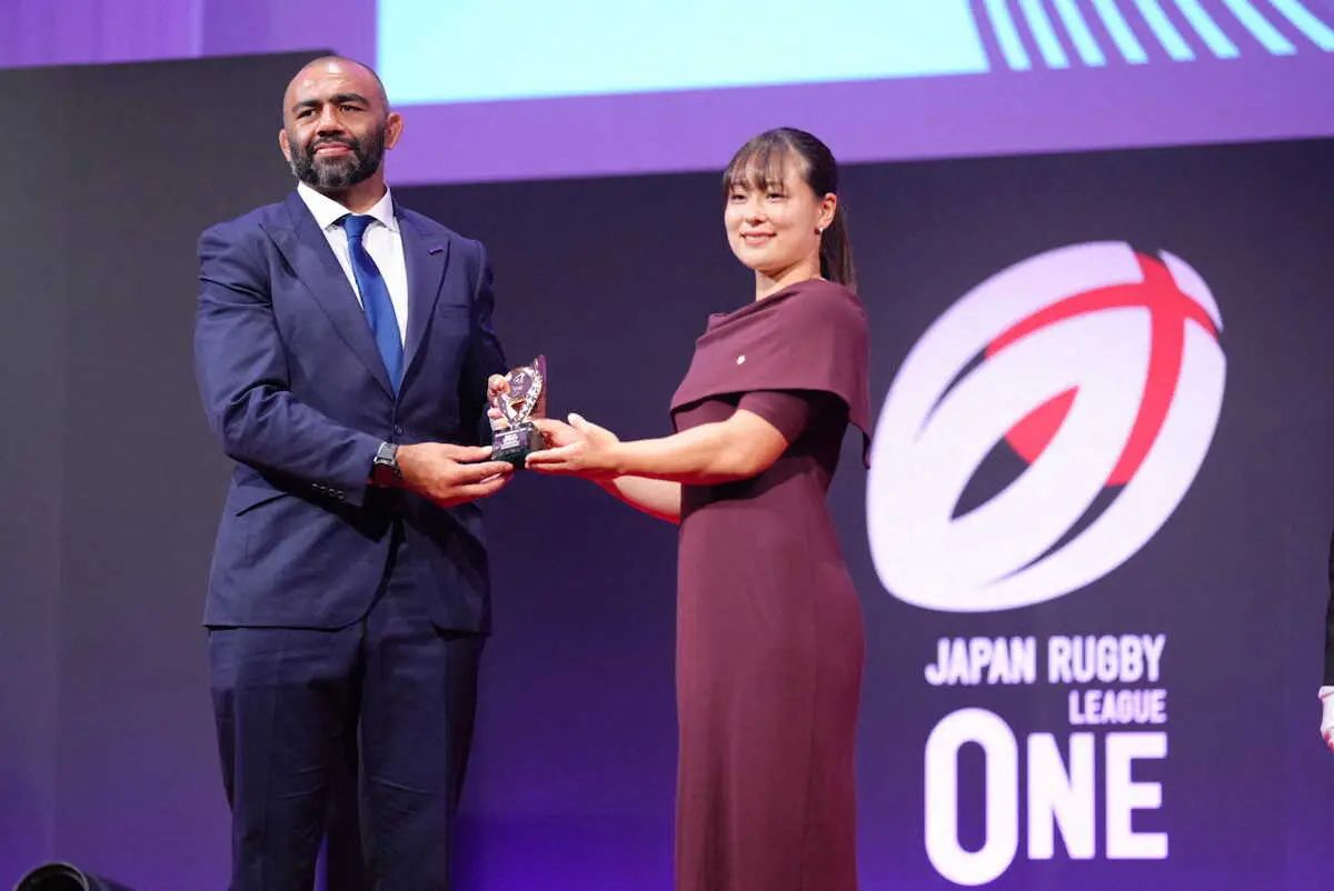 【画像・写真】【リーグワン年間表彰式】連覇から一夜明け「やっと実感」BL東京・リーチ主将　個人タイトル3つも受賞