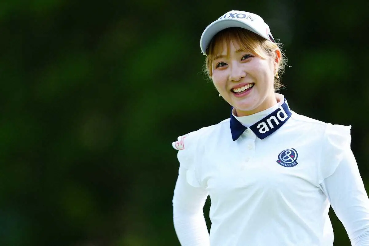 【画像・写真】ルーキー都玲華が68で2打差4位と好スタート　同じく新人の西沢歩未が1打差2位　岡山絵里が単独首位