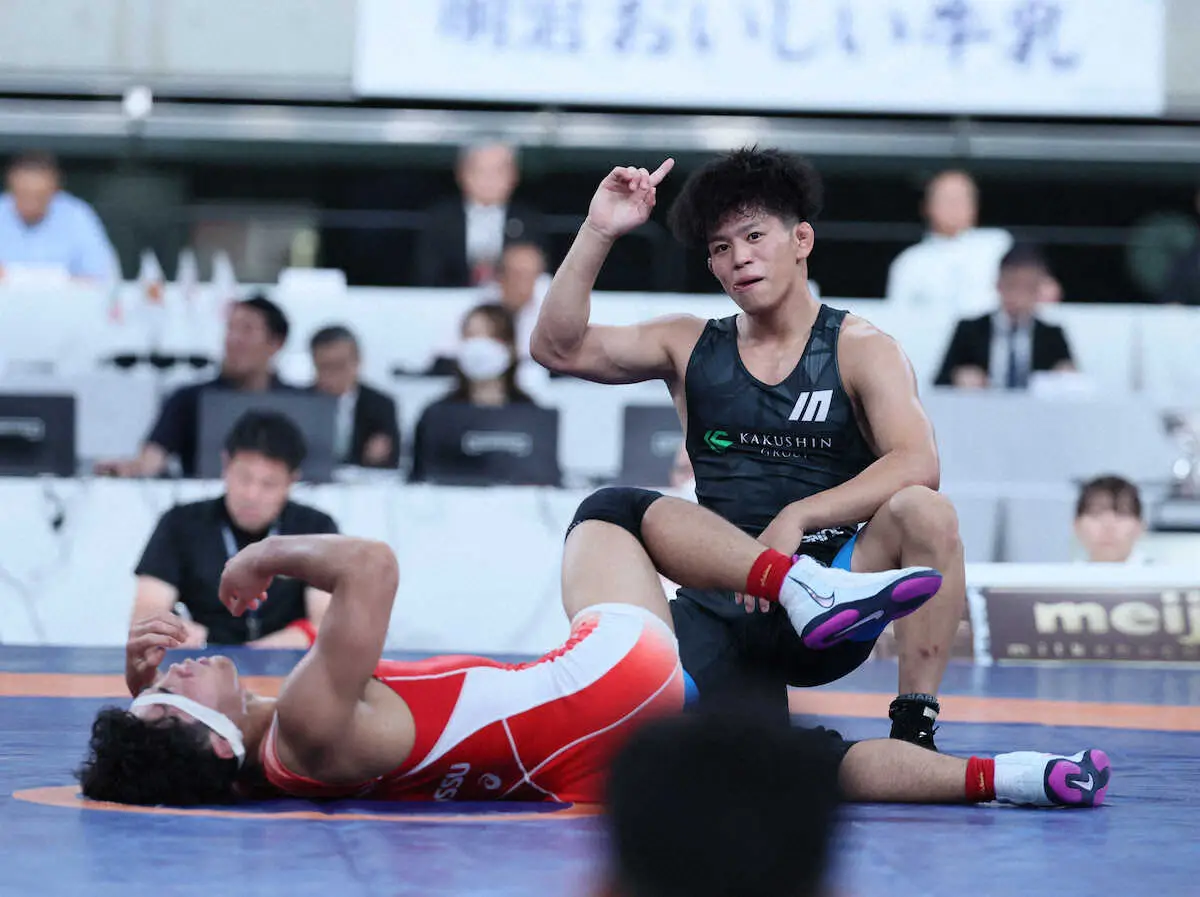 【画像・写真】【レスリング明治杯】清岡幸大郎「新鮮な気持ち」五輪王者初戦で貫禄の2連勝
