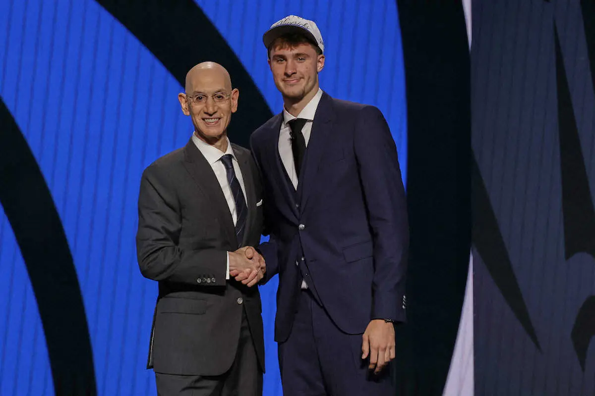 【画像・写真】【NBA】マーベリックス　ドラフト全体1位でクーパー・フラッグ指名！史上2番目の若さでのトップ指名