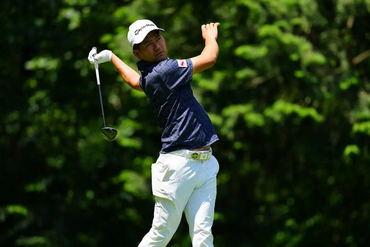 【画像・写真】石坂友宏　交際中のキャディーに支えられツアー初優勝に王手　「気持ちを切り替えさせてくれる」と感謝