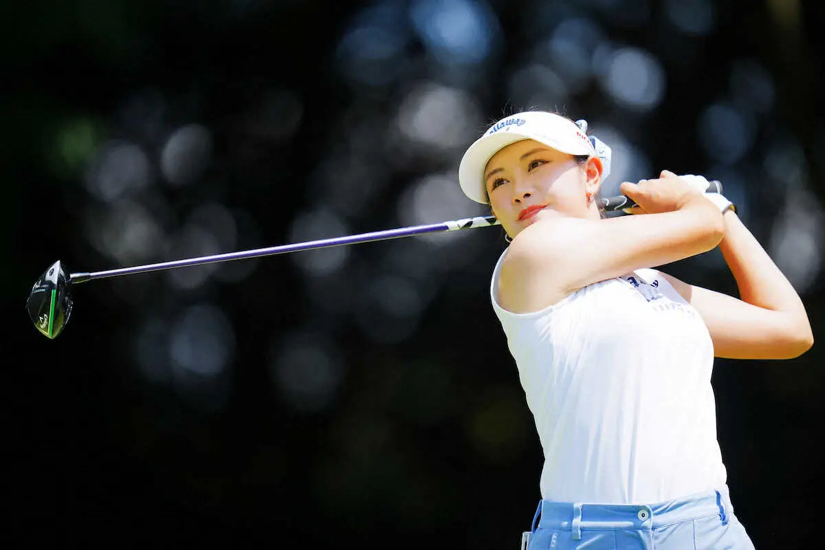 【画像・写真】河本結スコア伸ばせず　「今日は下手でした」それでも首位守り完全V王手「いいゴルフがしたい」