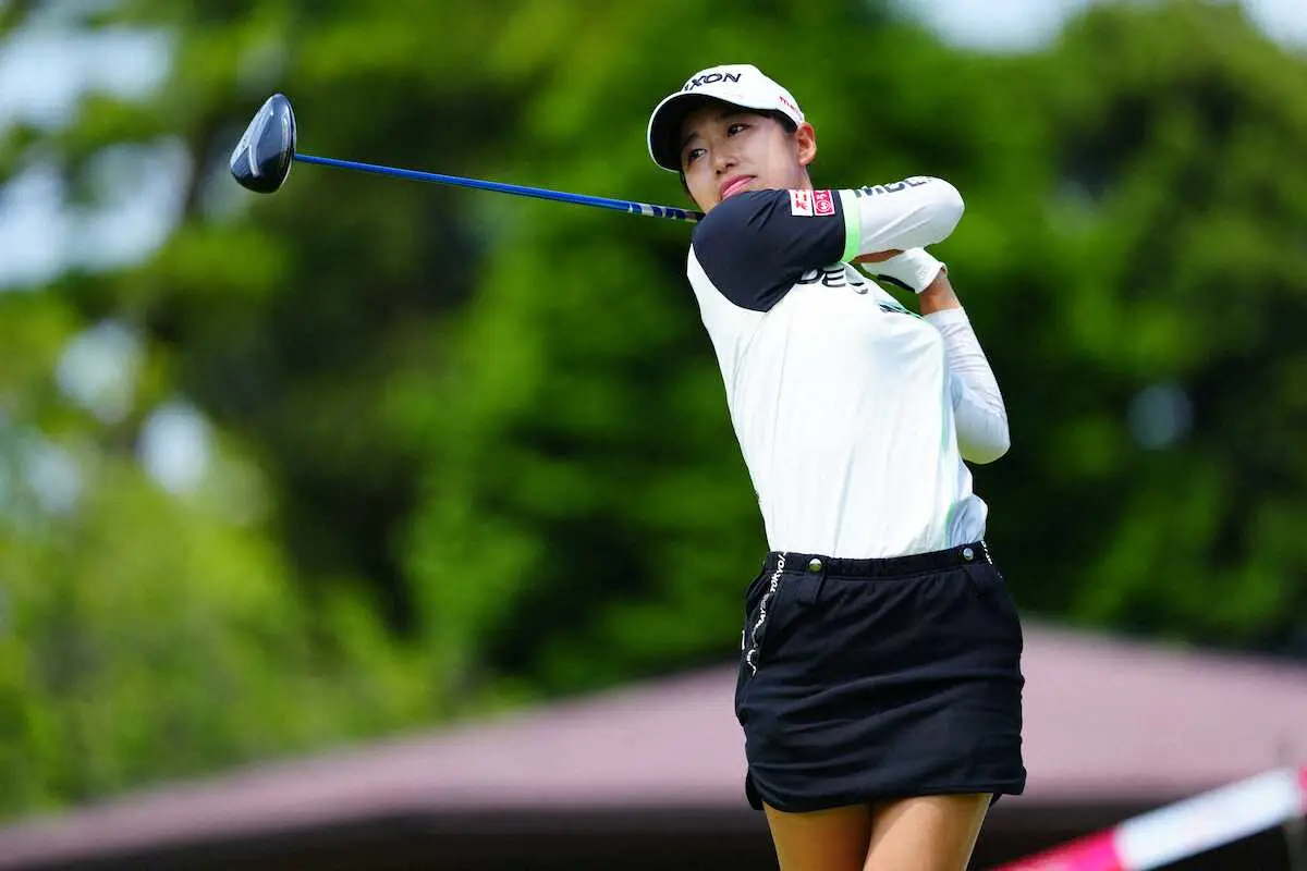 【画像・写真】【女子ゴルフ】吉本ここね、永峰咲希が67で首位発進　金田久美子が1打差2位