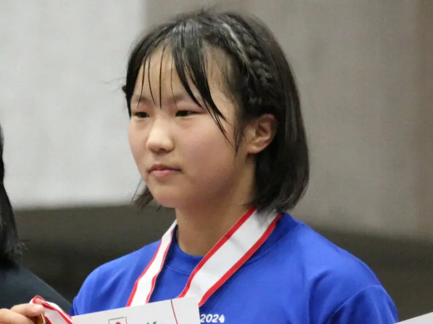 【画像・写真】【レスリング】桜井つきのが国際大会デビュー戦で優勝　姉はパリ五輪金のつぐみ　U15アジア選手権