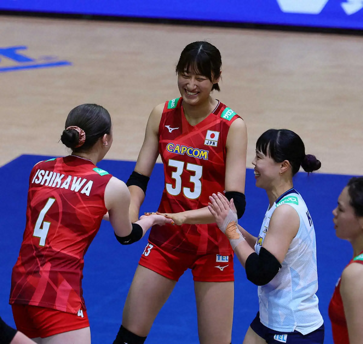 【画像・写真】【バレー】最年少18歳・秋本美空が代表初スタメン！　ネーションズリーグ韓国戦