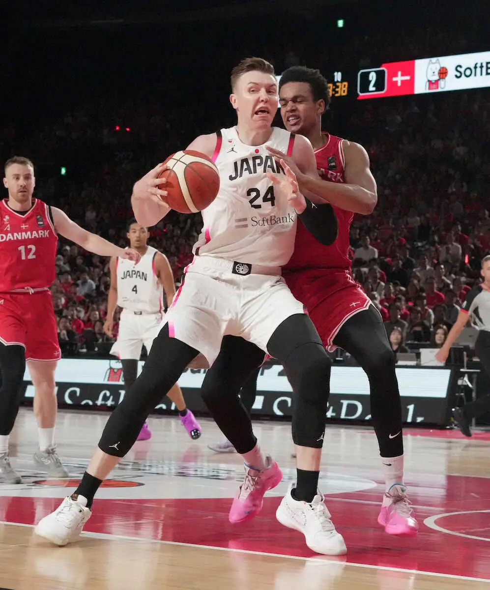 【画像・写真】【バスケ男子】ホーバスJ　格下デンマークとの接戦制す！ホーキンソンがダブルダブルでチームけん引