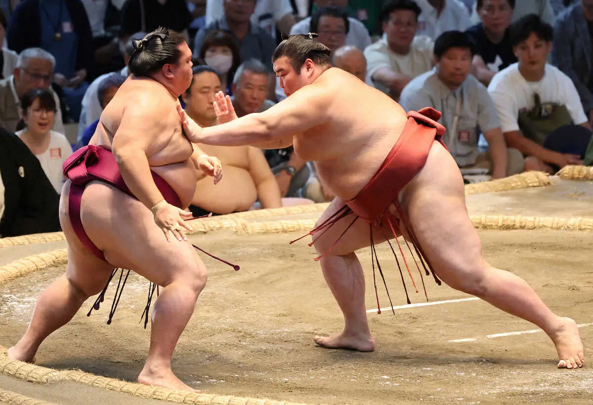 【画像・写真】優勝争いサバイバル　トップは2敗キープした安青錦、琴勝峰　1差で新横綱・大の里ら4人