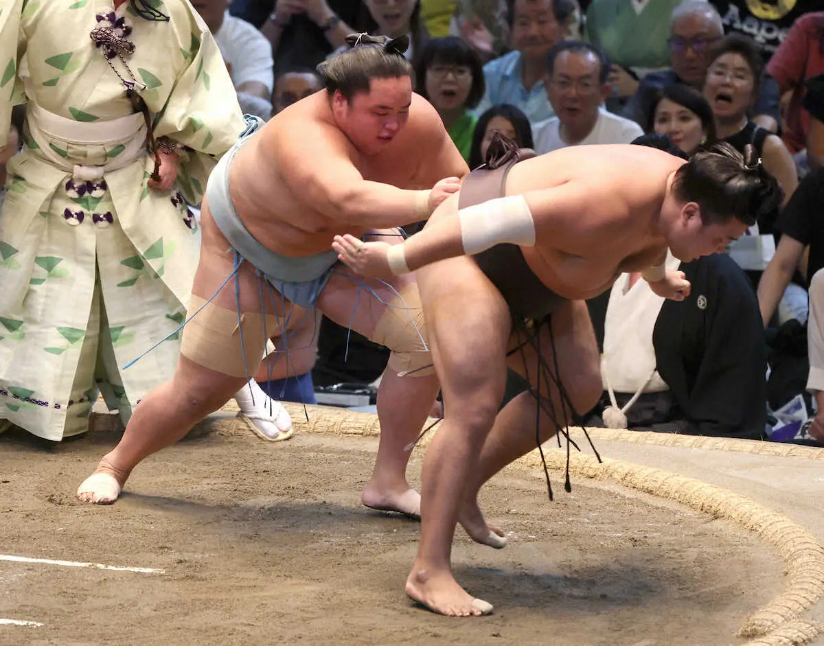 【画像・写真】琴勝峰が2敗守って初優勝王手　安青錦は草野に敗れてともに3敗　大の里10勝目も新横綱Vの可能性消滅