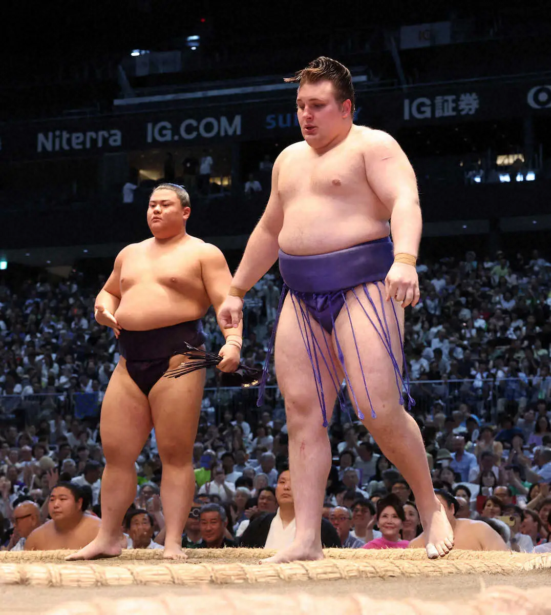 【画像・写真】安青錦　3敗に後退　千秋楽は2敗の琴勝峰戦「3番でも4番でも取るつもりで」と師匠