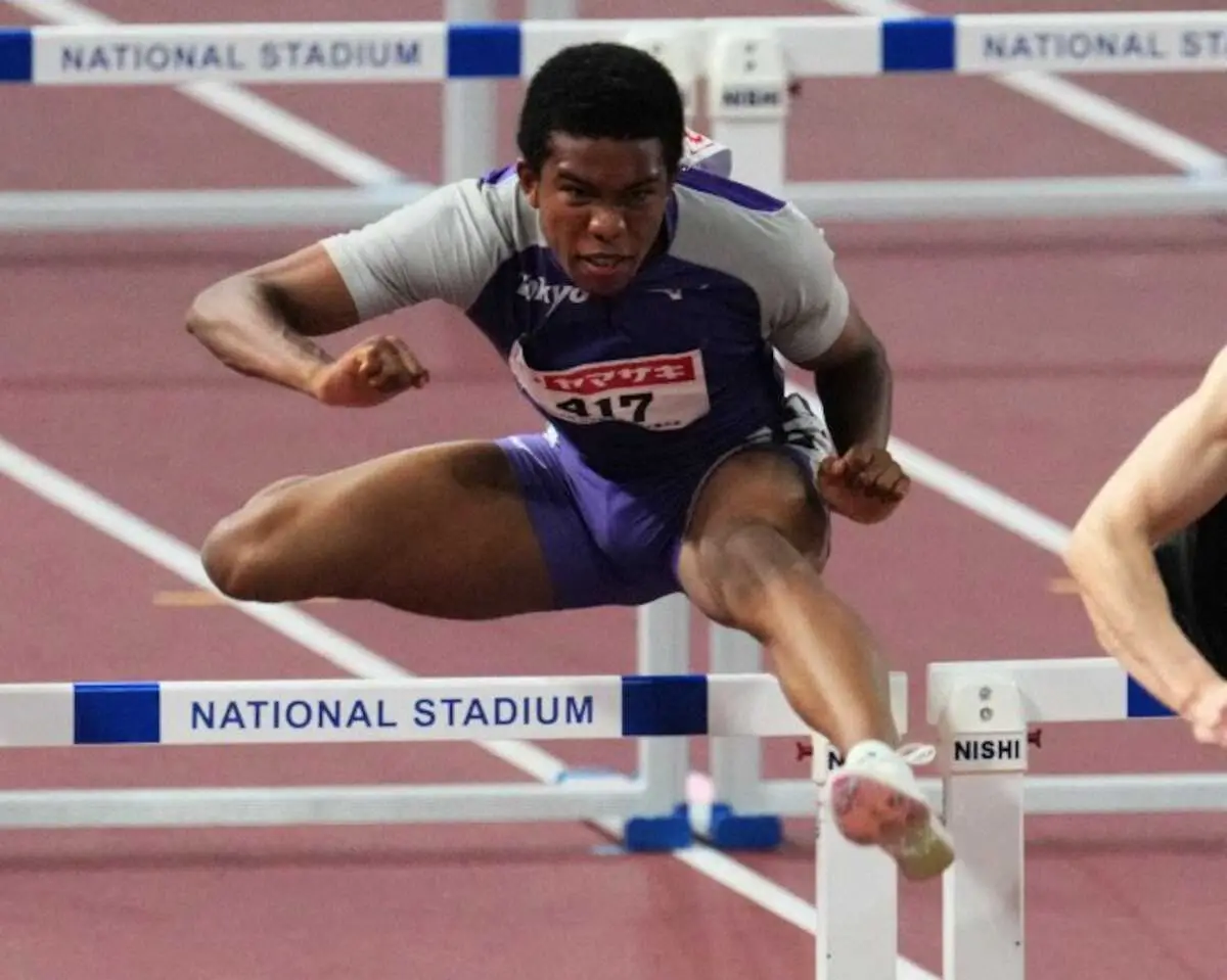 【画像・写真】【陸上】110m障害・古賀ジェレミー、13秒71で予選トップ通過　連覇に向けて好発進