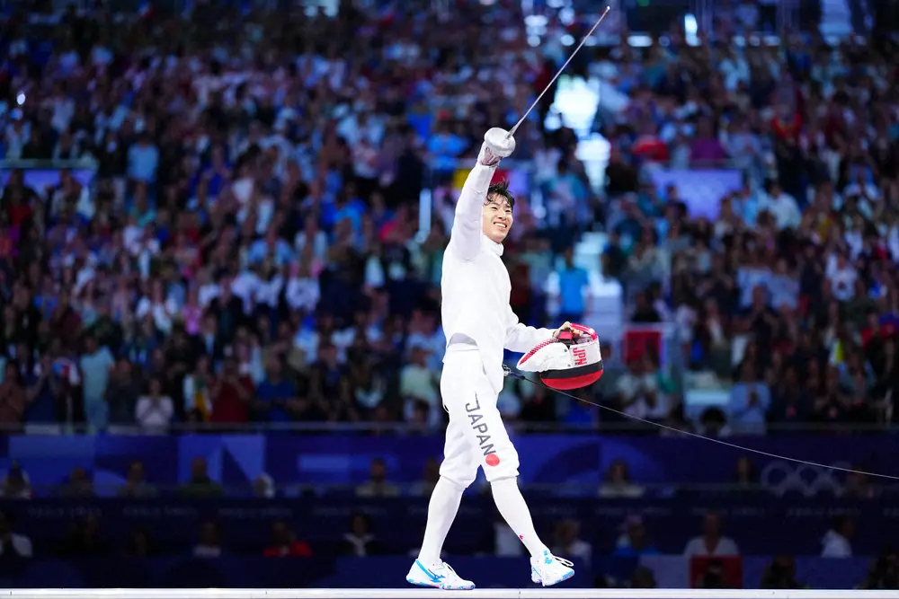 【画像・写真】【フェンシング世界選手権】シン・エペジーーンだ！男子エペ団体で日本が初優勝　エース加納は2冠達成