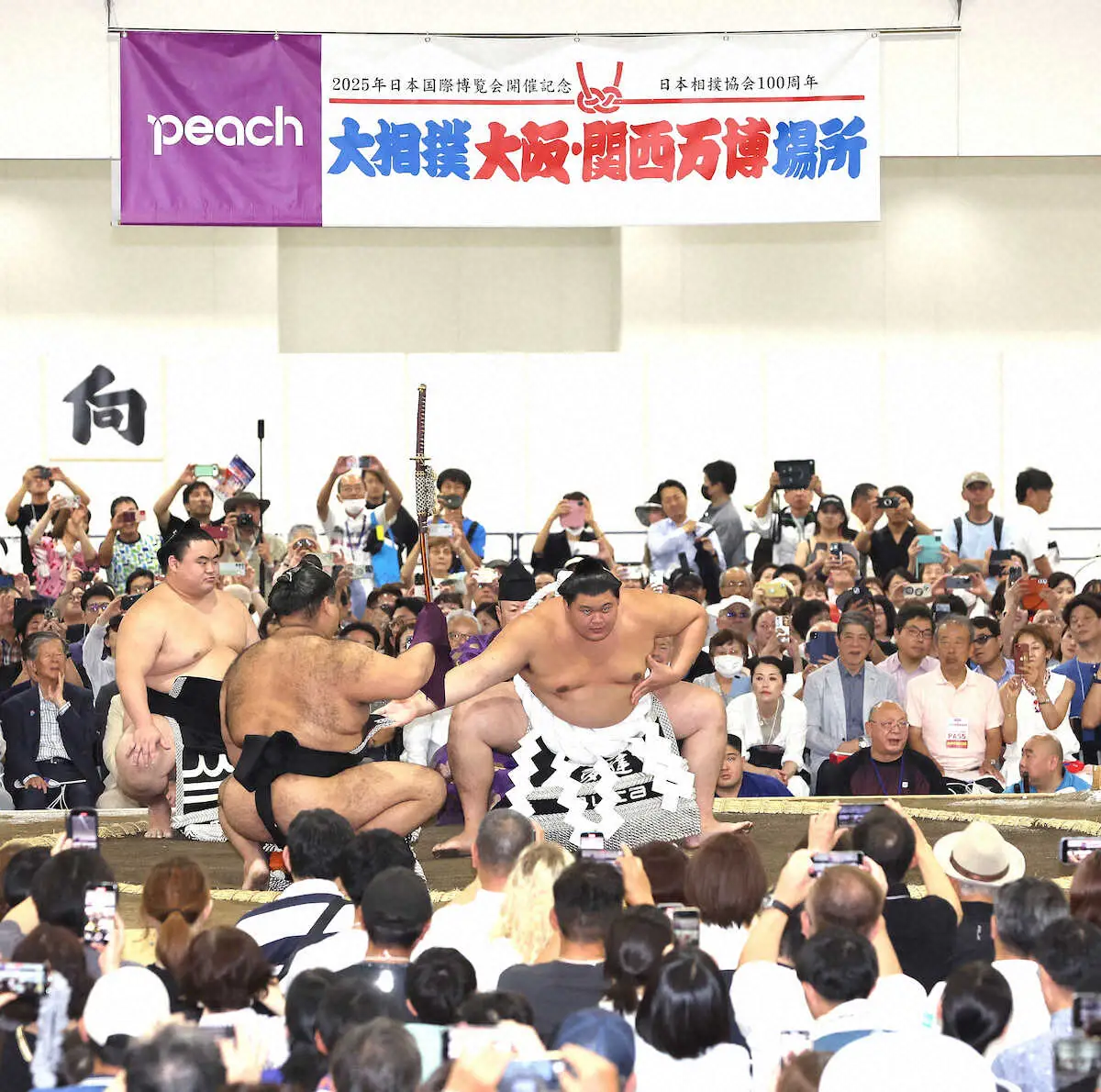 【画像・写真】大の里　万博会場から夏巡業開幕　リングを見て「“来たんだな”と感じた」　26日間で24カ所巡る