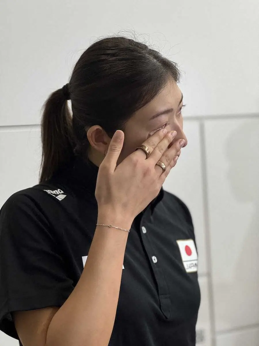 【画像・写真】【競泳】池江璃花子が涙　メダル持ち帰れず「たくさんの方に応援していただいて…」　世界選手権から帰国
