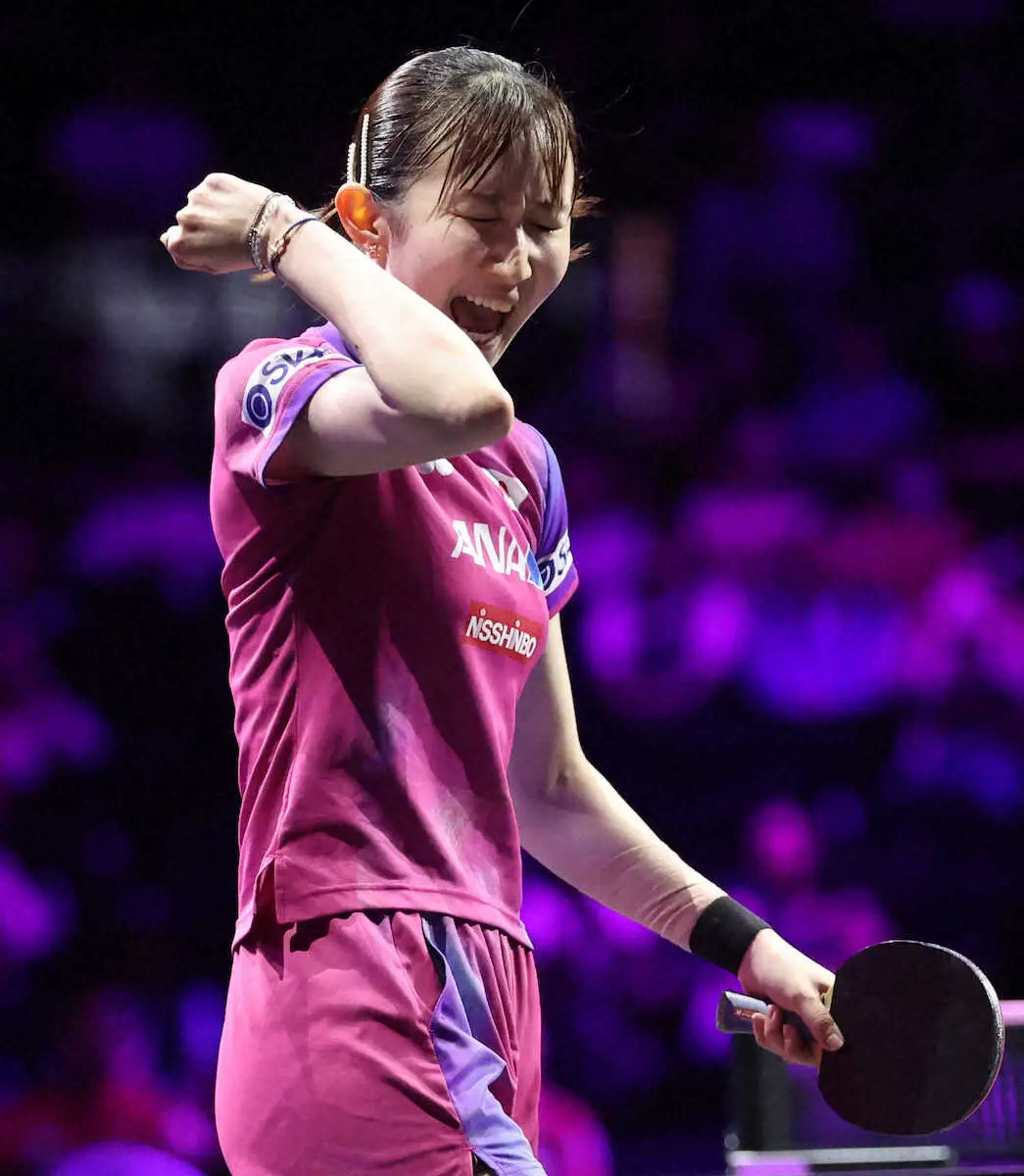 【画像・写真】女子シングルス2回戦、張本を破った早田はガッツポーズ　（撮影・村上　大輔）